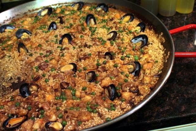 “La Paella”